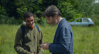 基里安·墨菲主演！喜剧电影《史蒂夫》曝新剧照