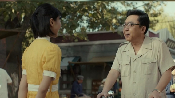 关婷婷毛遂自荐当班长 于谦老师还没同意就自任上岗