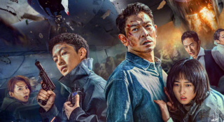 刘德华《危机航线》发布日版海报 11.14日本上映