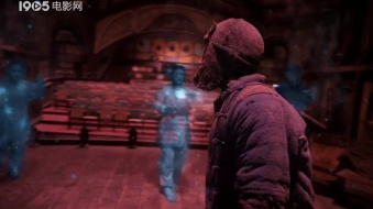 乞丐误闯&ldquo;鬼剧院&rdquo;  突然离奇自焚