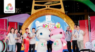 吉祥物原型“拍片”了！纪录电影《中华白海豚》12月12日全国上映