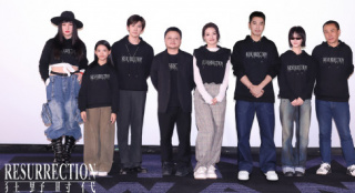 易烊千玺舒淇亮相《狂野时代》首映 李安称赞影片