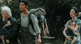 《得闲谨制》：既匠心独具，又略显匠气