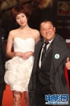 曾志伟携女儿曾宝仪亮相 萧敬腾西装帅气足